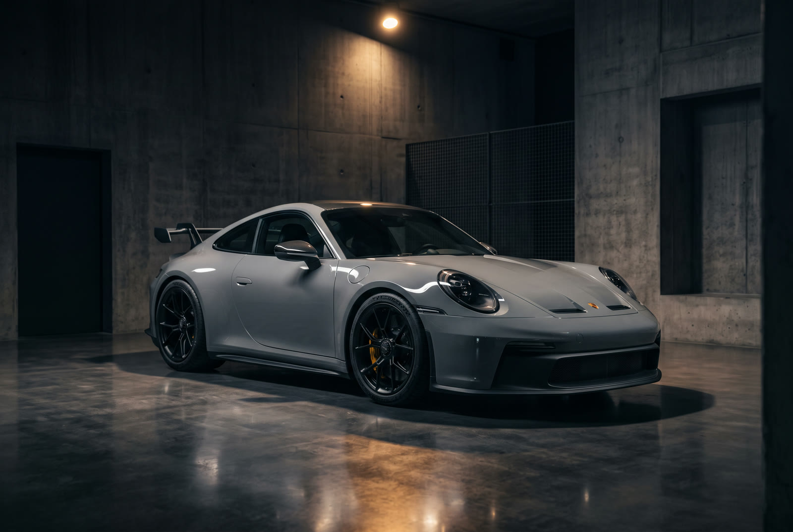 Porsche 911 GT3 dans le showroom